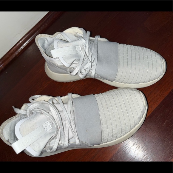 ADIDAS - Off White leather toe sneakers - Picture 2 of 3